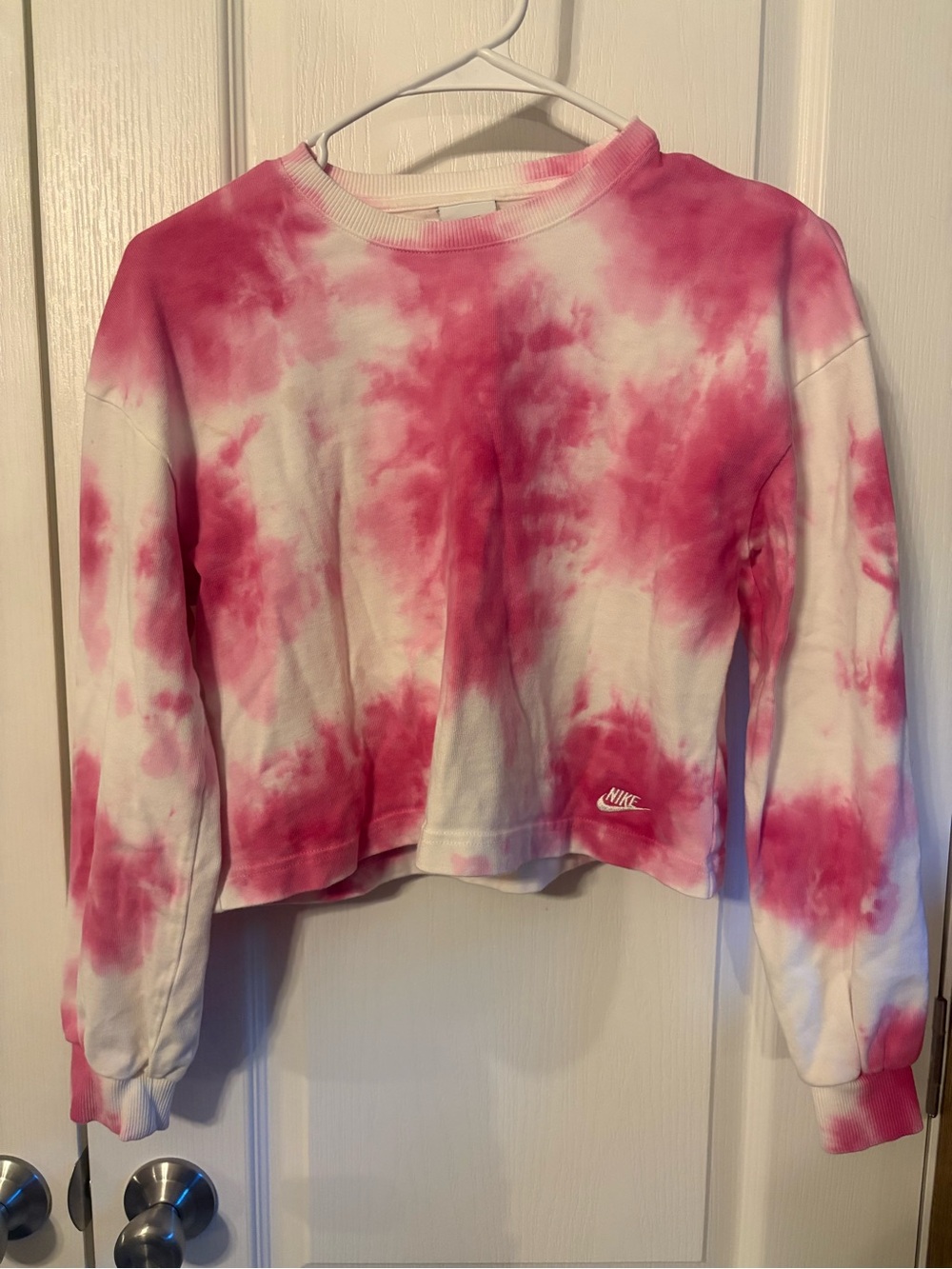 Nike Women's Pink Tie-Dye Cropped Sweatshirt